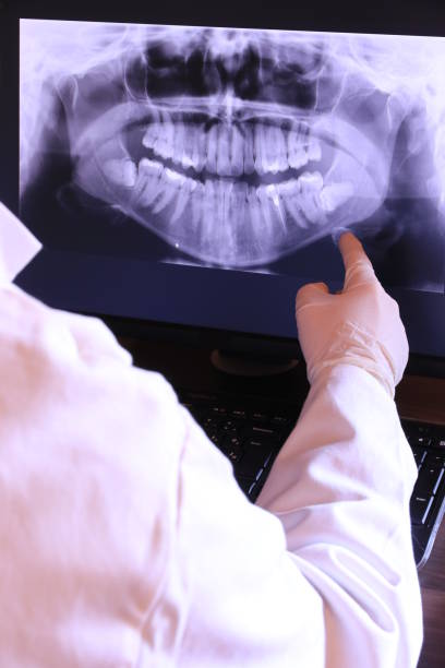 Best Cracked Tooth Emergency Dentist  in White City, OR